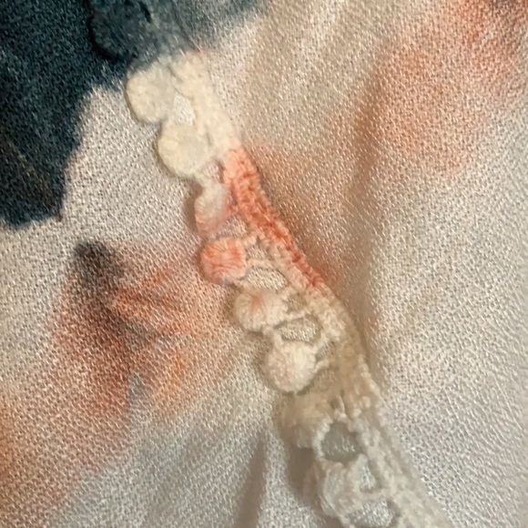 Boho style top - Picture 4 of 6